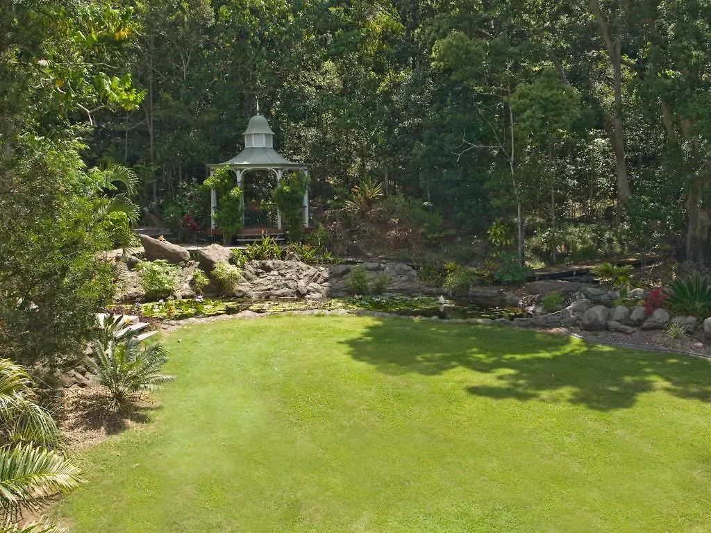 Cooroy Country CottagesBlack Mountain ロッジ