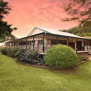 Amamoor Homestead And Country Cottages Lodge