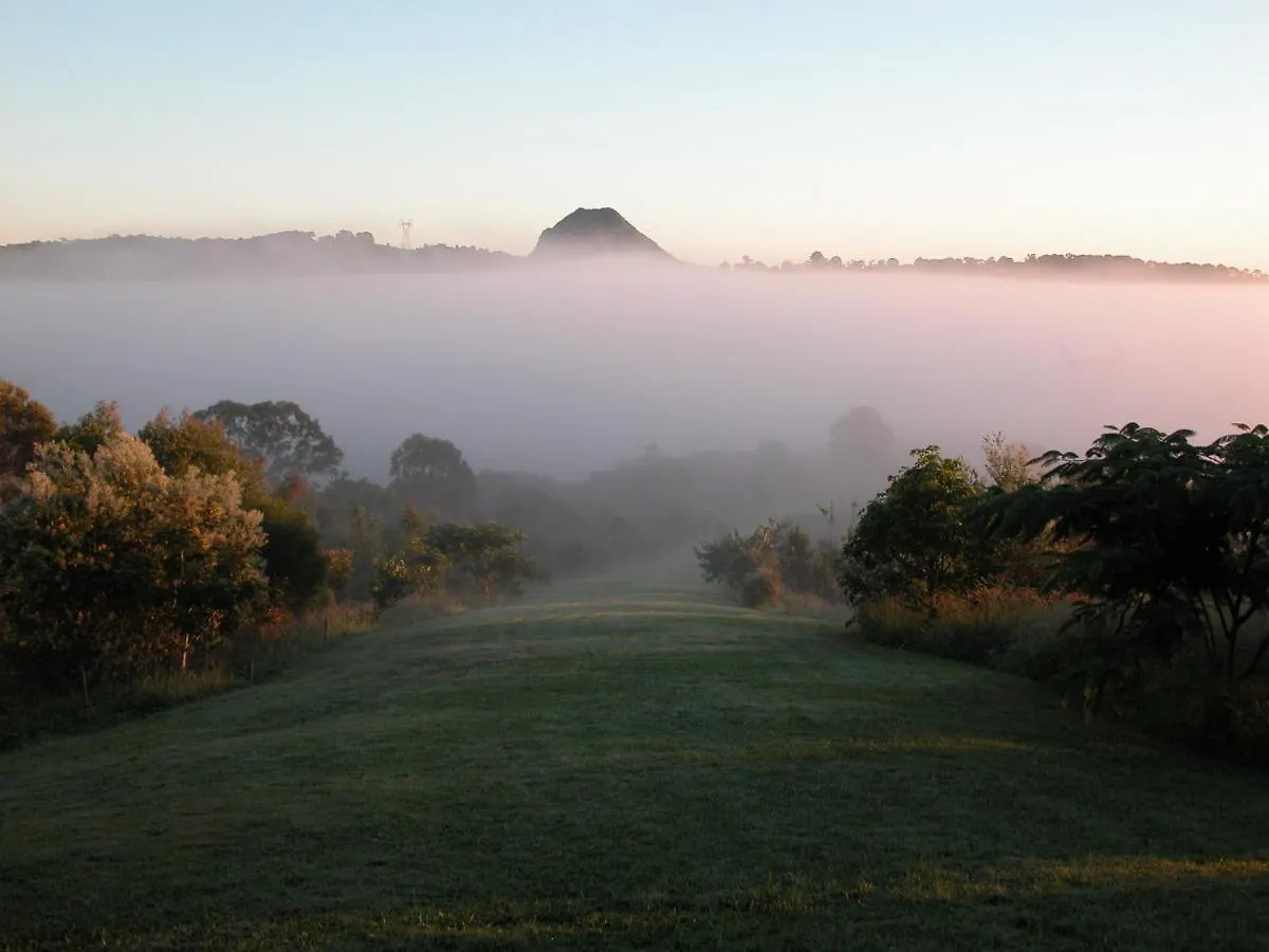 Lodge Cooroy Country Cottages Black Mountain Australia