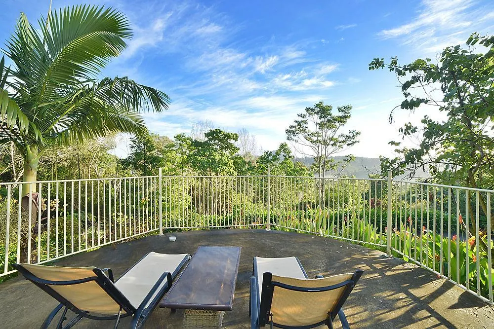 Lodge Cooroy Country Cottages Black Mountain