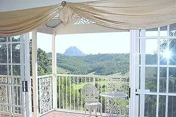 Lodge Cooroy Country Cottages Black Mountain